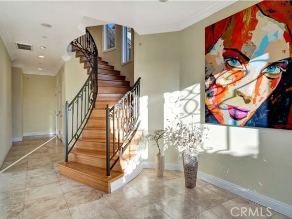 5250 Calatrana Drive, Woodland Hills (los Angeles) CA 91364