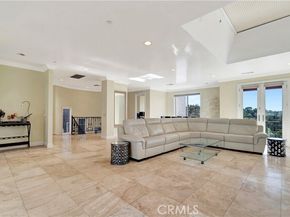 5250 Calatrana Drive, Woodland Hills (los Angeles) CA 91364