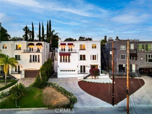 5250 Calatrana Drive, Woodland Hills (los Angeles) CA 91364