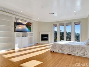 5250 Calatrana Drive, Woodland Hills (los Angeles) CA 91364