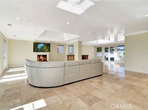 5250 Calatrana Drive, Woodland Hills (los Angeles) CA 91364