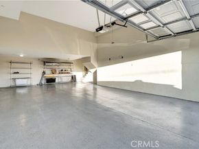 5250 Calatrana Drive, Woodland Hills (los Angeles) CA 91364