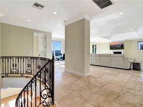 5250 Calatrana Drive, Woodland Hills (los Angeles) CA 91364