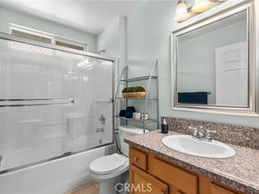 15721 Cobalt Street 118, Sylmar (los Angeles) CA 91342