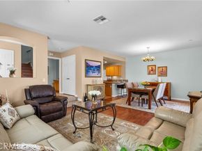 15721 Cobalt Street 118, Sylmar (los Angeles) CA 91342