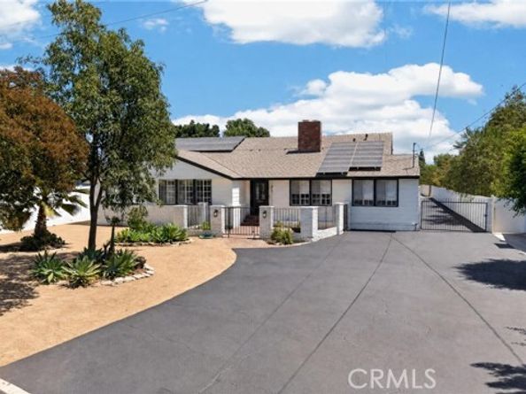 9826 Columbus, North Hills (los Angeles) CA 91343