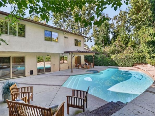 4262 Levitt, Sherman Oaks CA 91403