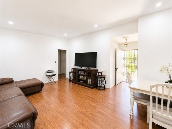 14937 Oswald, Los Angeles CA 91342