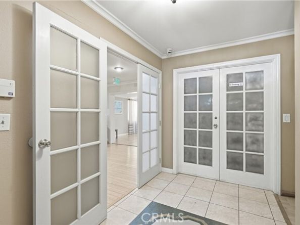 7803 Allott, Van Nuys (los Angeles) CA 91402