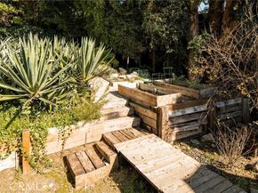 10225 Valley Spring Ln, Toluca Lake (los Angeles) CA 91602