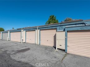 16715 Vanowen, Van Nuys (los Angeles) CA 91406