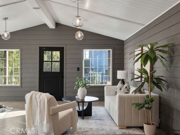3041 Atwater, Los Angeles CA 90039