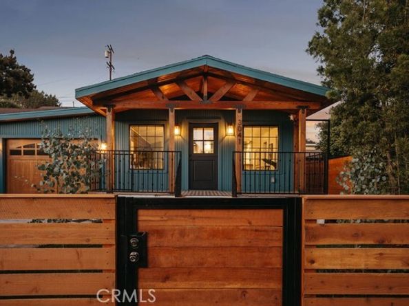 3041 Atwater, Los Angeles CA 90039