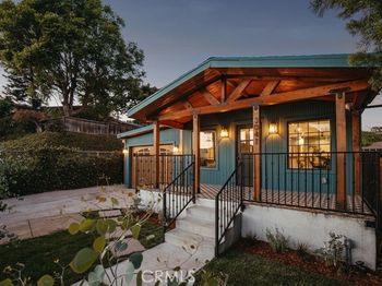 3041 Atwater