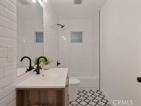 3041 Atwater, Los Angeles CA 90039