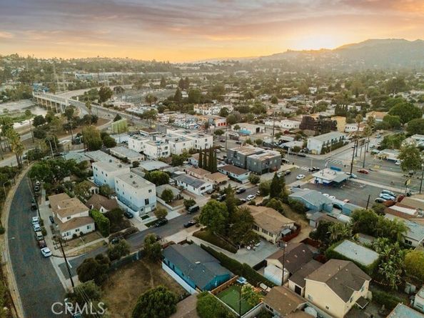 3041 Atwater, Los Angeles CA 90039