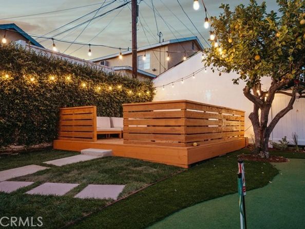 3041 Atwater, Los Angeles CA 90039