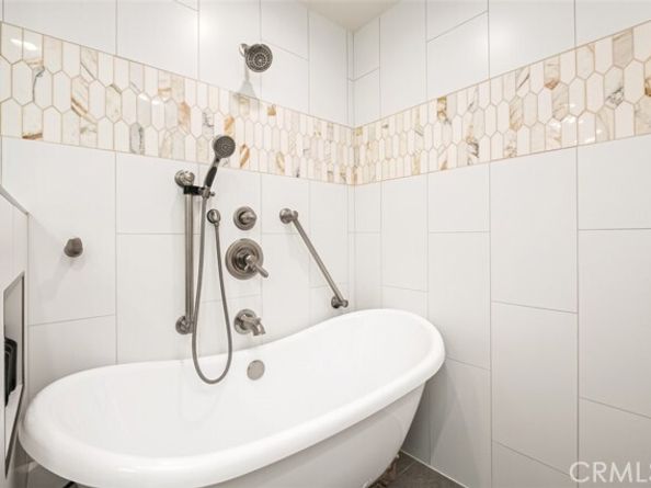 18 Shoal Drive, Corona Del Mar (newport Beach) CA 92625