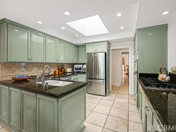 18 Shoal Drive, Corona Del Mar (newport Beach) CA 92625