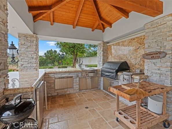 22 Palomino, Laguna Hills CA 92679