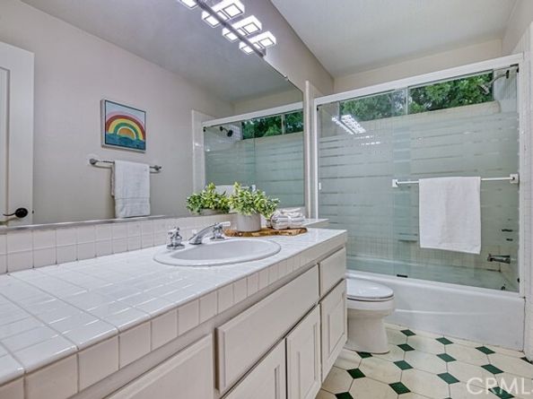 11 Laurelgate, Laguna Hills CA 92679