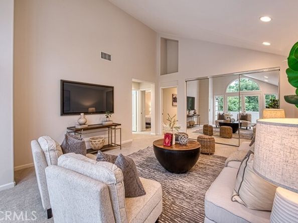 11 Laurelgate, Laguna Hills CA 92679