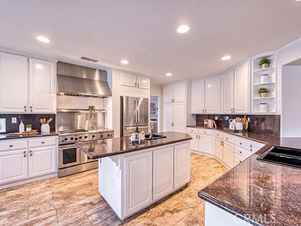 11 Laurelgate, Laguna Hills CA 92679