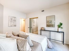 11 Laurelgate, Laguna Hills CA 92679