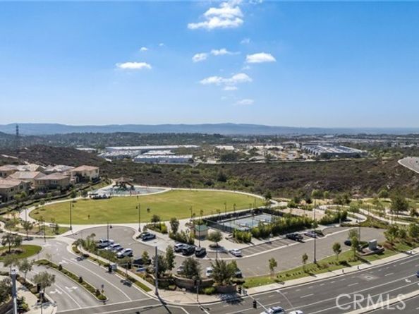 105 High Meadow, Lake Forest (el Toro) CA 92610