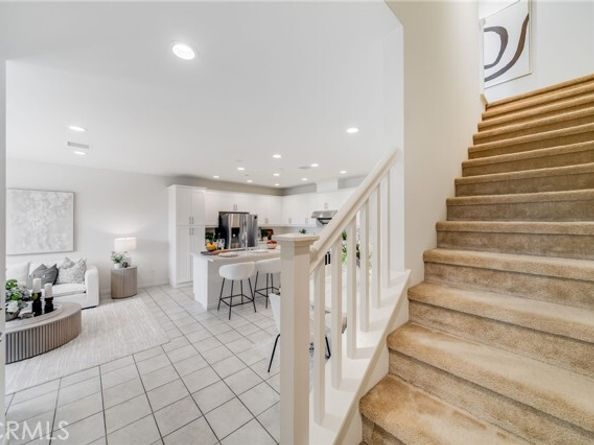 105 High Meadow, Lake Forest (el Toro) CA 92610