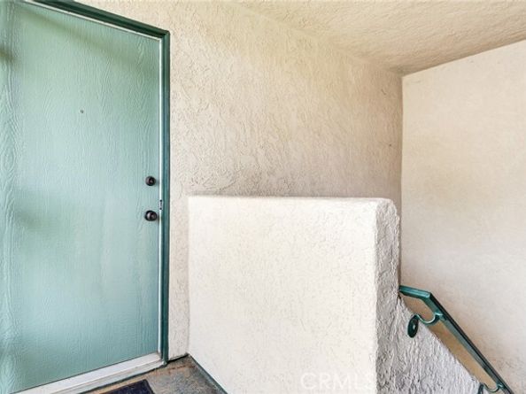 23292 Orange Avenue 6, Lake Forest (el Toro) CA 92630