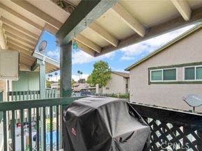 23292 Orange Avenue 6, Lake Forest (el Toro) CA 92630