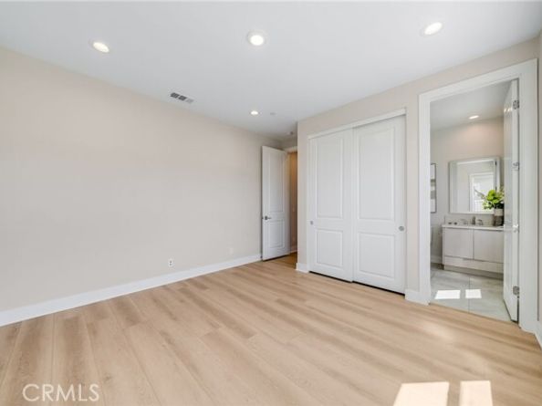 211 Wild Flower, Lake Forest (el Toro) CA 92630
