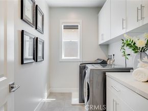 211 Wild Flower, Lake Forest (el Toro) CA 92630