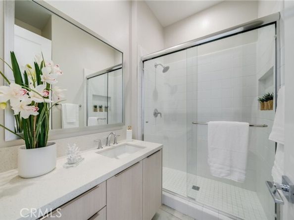 211 Wild Flower, Lake Forest (el Toro) CA 92630
