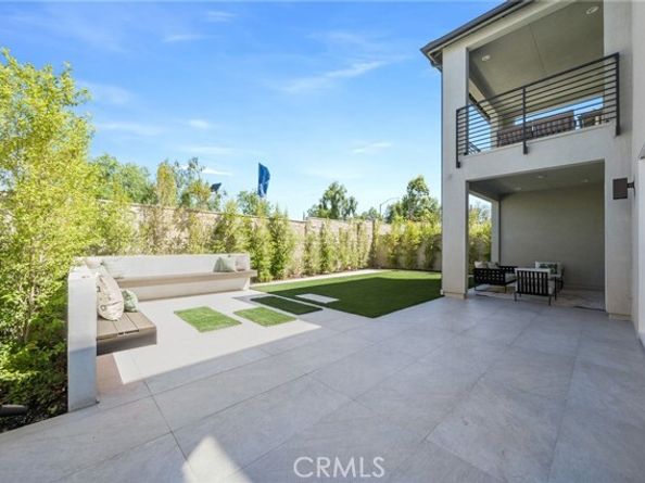 211 Wild Flower, Lake Forest (el Toro) CA 92630