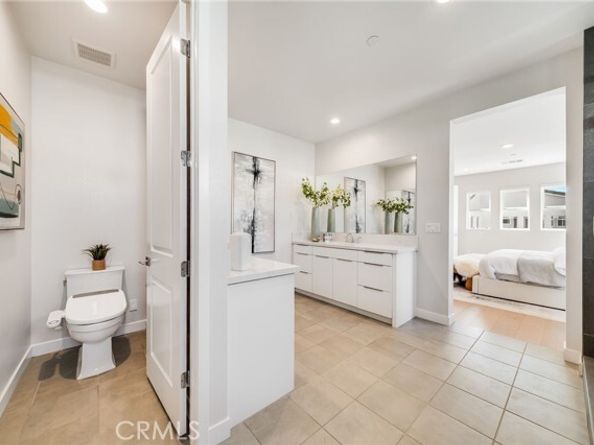 301 Brackens, Lake Forest (el Toro) CA 92630