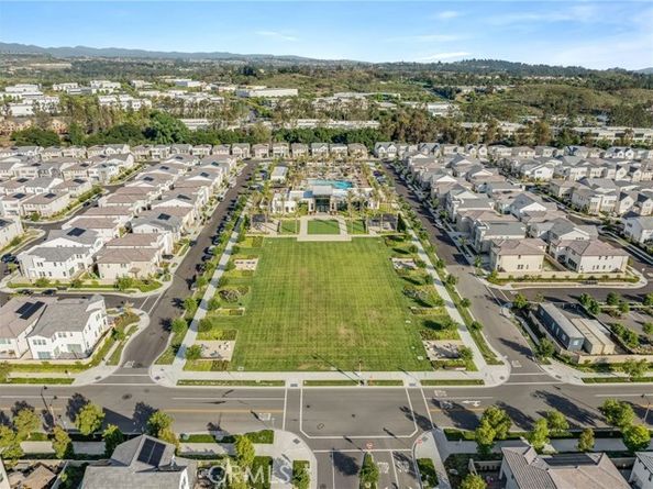 301 Brackens, Lake Forest (el Toro) CA 92630