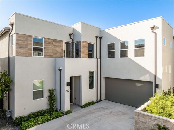 301 Brackens, Lake Forest (el Toro) CA 92630