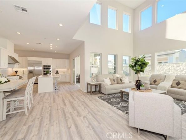 111 Edna Parkway, Lake Forest (el Toro) CA 92630