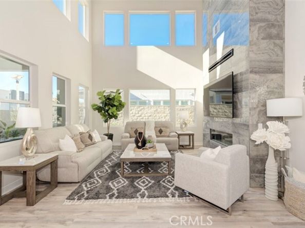 111 Edna Parkway, Lake Forest (el Toro) CA 92630
