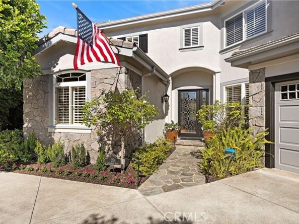 20 Edgewood, Laguna Hills CA 92679
