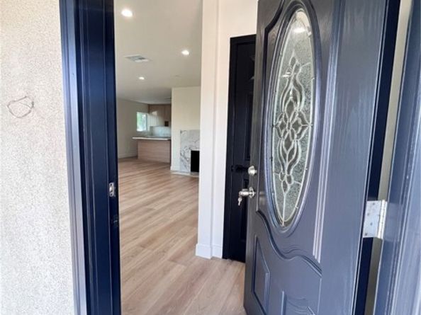 6305 Carpenter, North Hollywood (los Angeles) CA 91606