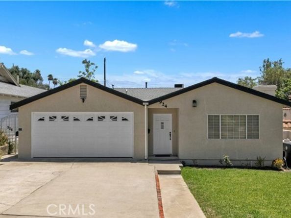 924 E Tujunga, Burbank CA 91501