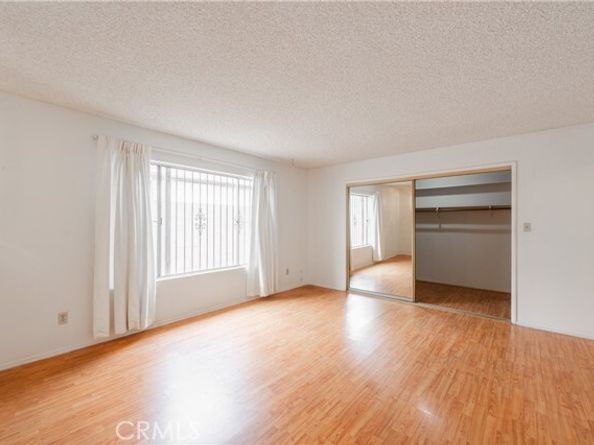 6847 Katherine Avenue, Van Nuys (los Angeles) CA 91405