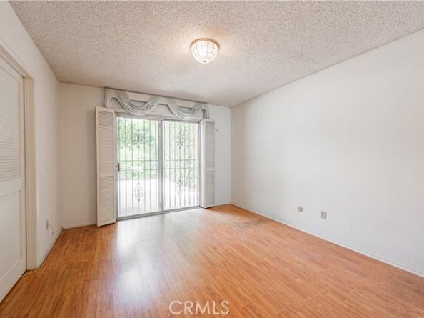 6847 Katherine Avenue, Van Nuys (los Angeles) CA 91405