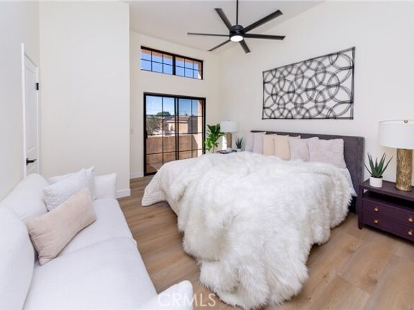 15035 Nordhoff Street 115, North Hills (los Angeles) CA 91343