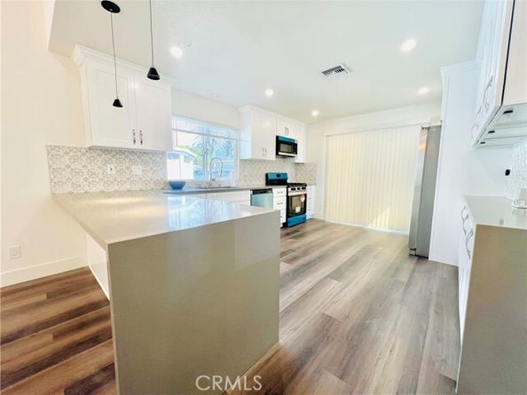 9010 wilbur Avenue, Northridge (los Angeles) CA 91325