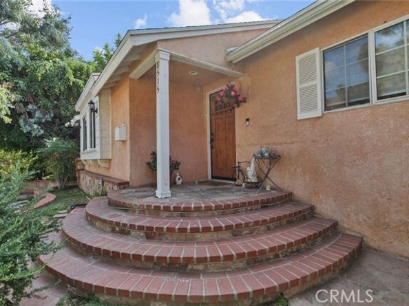 8515 Petaluma, Sun Valley (los Angeles) CA 91352
