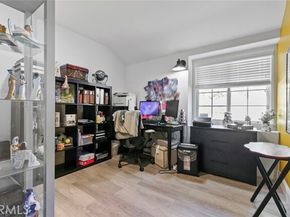 8515 Petaluma, Sun Valley (los Angeles) CA 91352